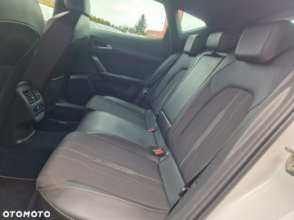 Cupra Formentor 1.4 e-Hybrid DSG Priority - 16