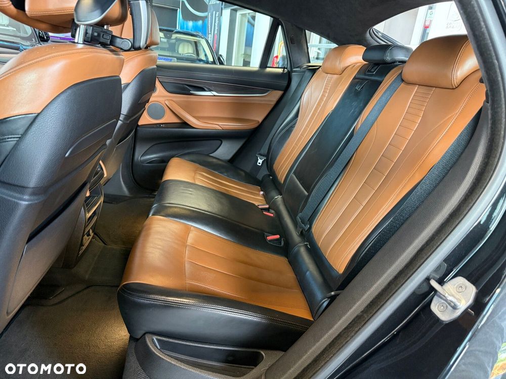BMW X6 - 12