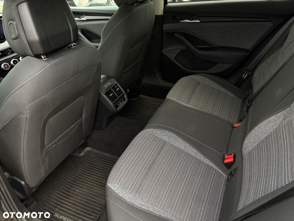 Skoda Superb 2.0 TDI SCR Selection DSG - 26