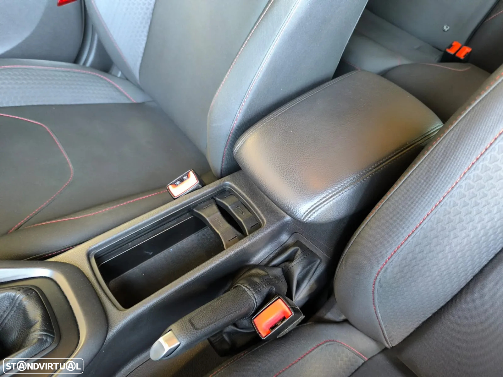 Ford Focus 1.5 TDCi ST-Line - 37