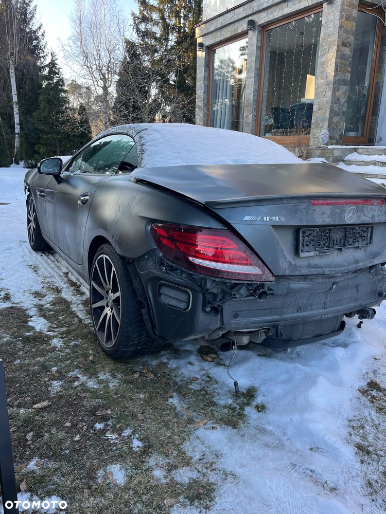 Mercedes-Benz SLC AMG 43 9G-TRONIC - 2