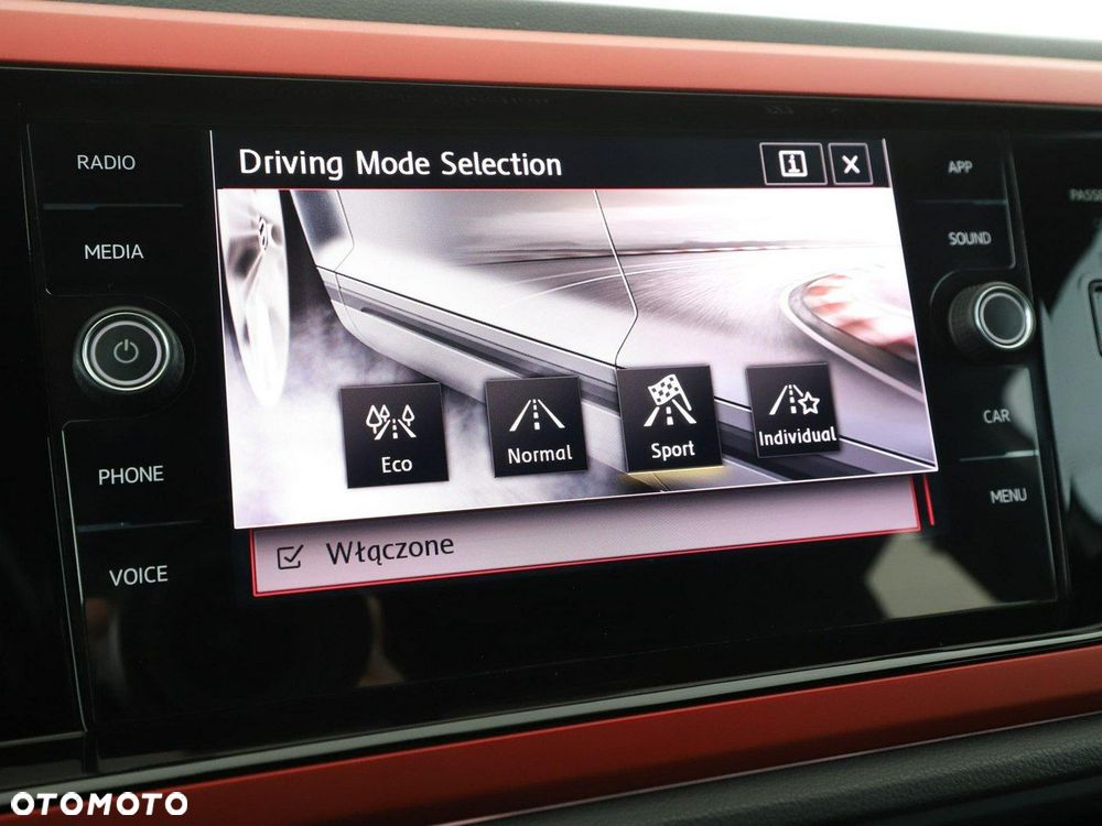 Volkswagen Polo 2.0 TSI DSG GTI - 31