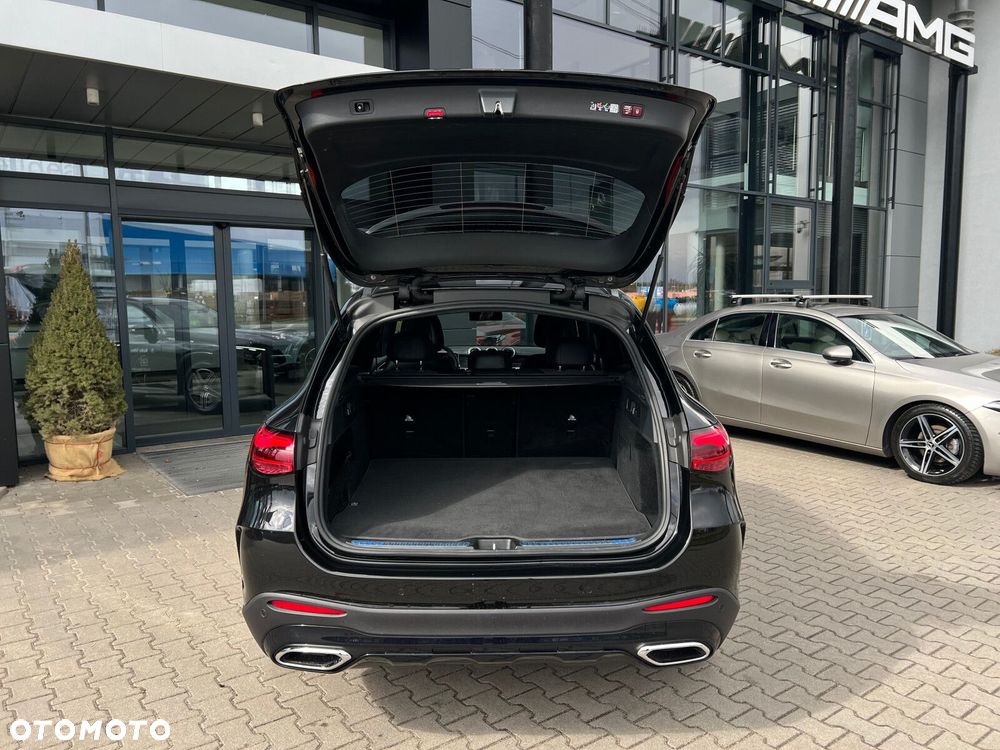 Mercedes-Benz GLC 220 d mHEV 4-Matic AMG Line - 23