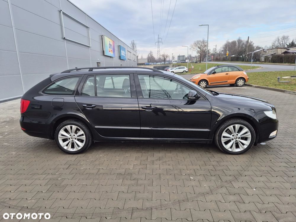 Skoda Superb 2.0 TDI DSG Exclusive - 11