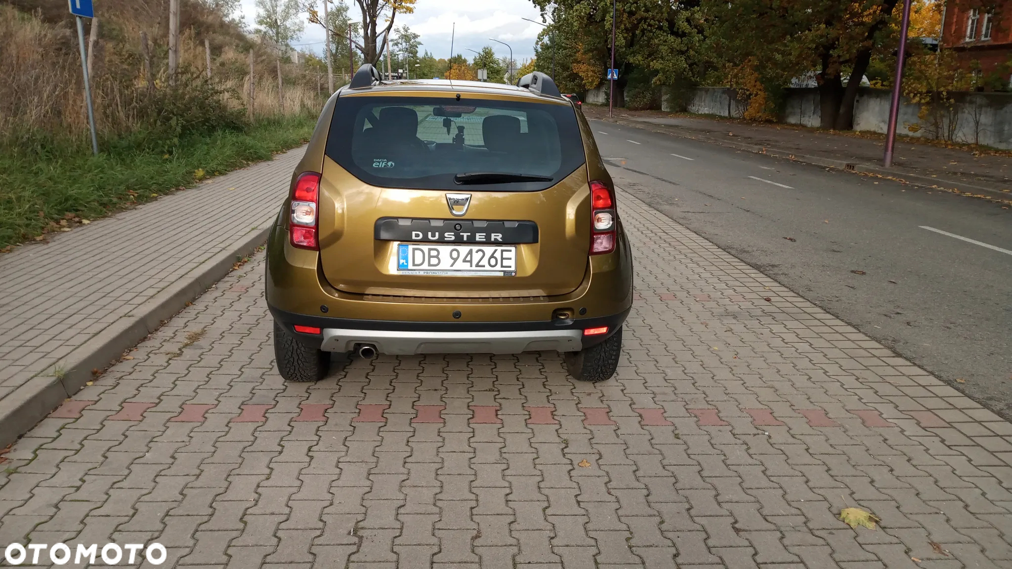 Dacia Duster 1.6 SCe Urban Explorer S&S - 3