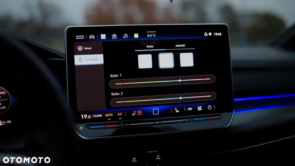 Volkswagen Golf - 33