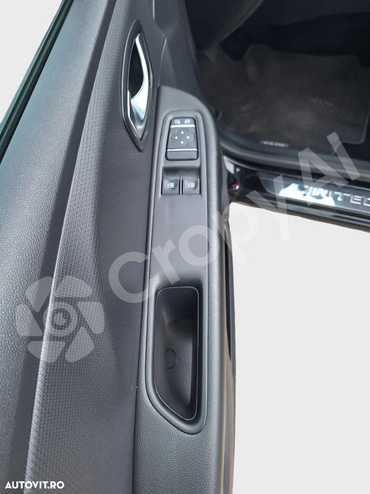 Renault Clio ENERGY TCe 90 Start & Stop LIMITED 2018 - 36