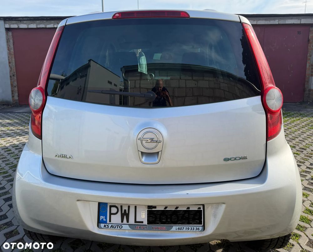 Opel Agila 1.0 - 2