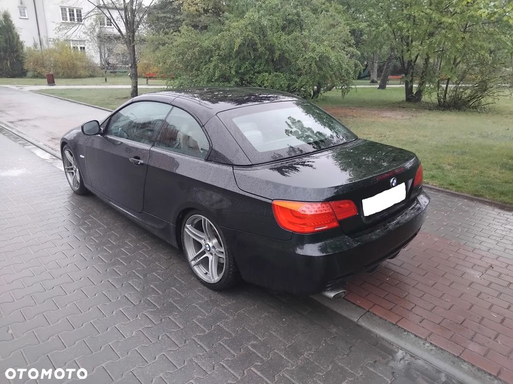 BMW Seria 3 320d DPF M Sport Edition - 8