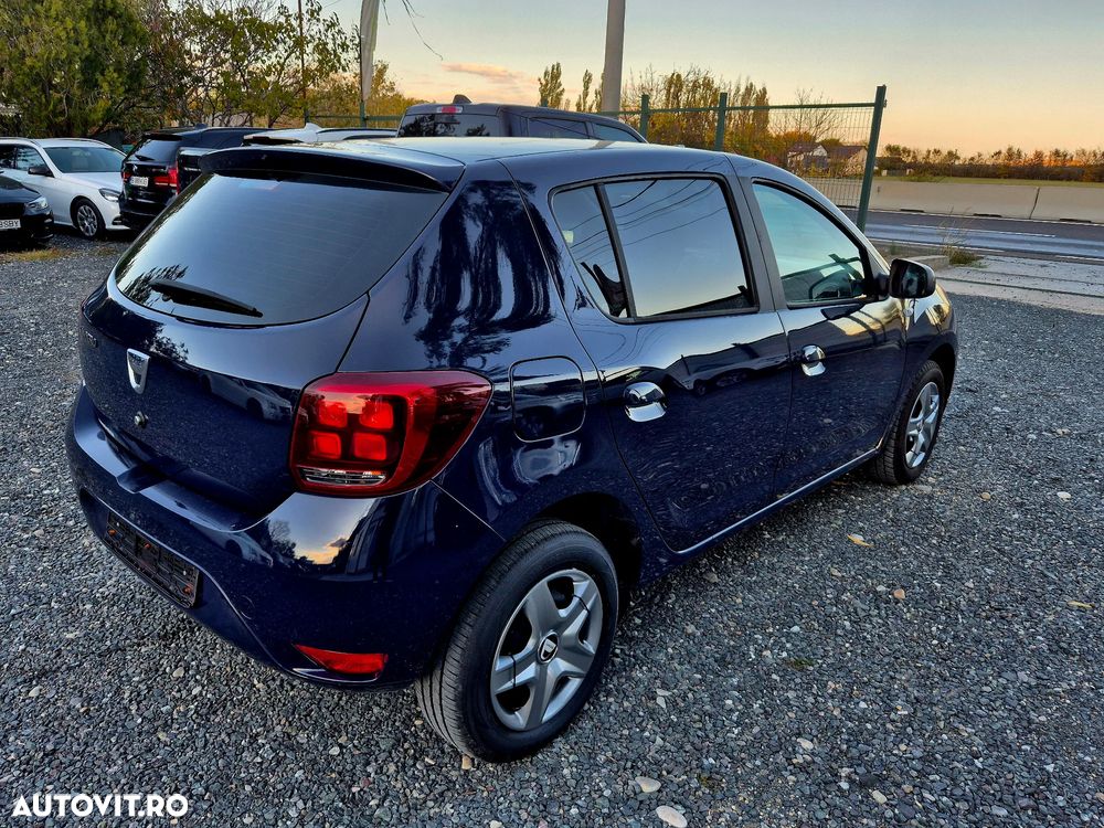 Dacia Sandero 0.9 90CP Laureate - 3
