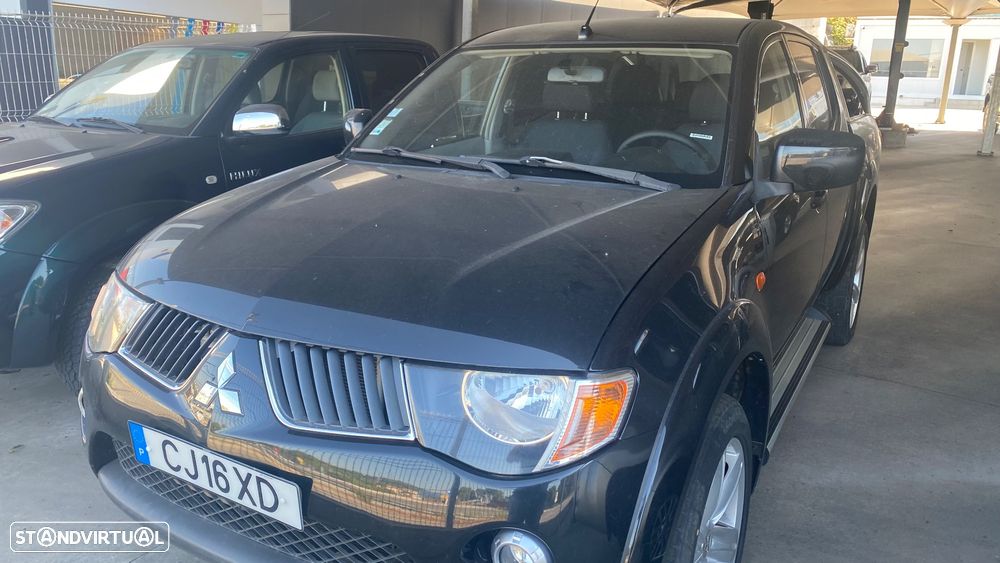 Mitsubishi L200 Pick Up 4x4 Intense Cabine Dupla