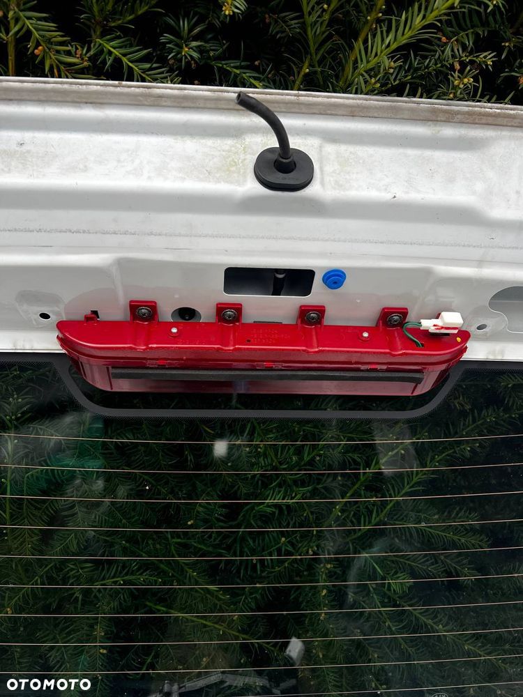 Klapa bagażnika Kia Sportage III ORYGINAŁ spoiler + szyba + wycieraczka - 12