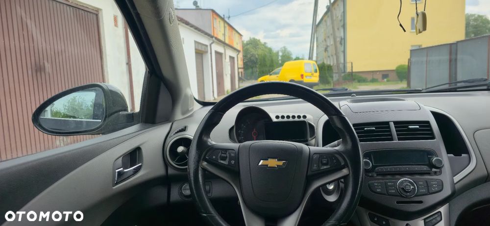 Chevrolet Aveo 1.4 16V LT EU5 - 10