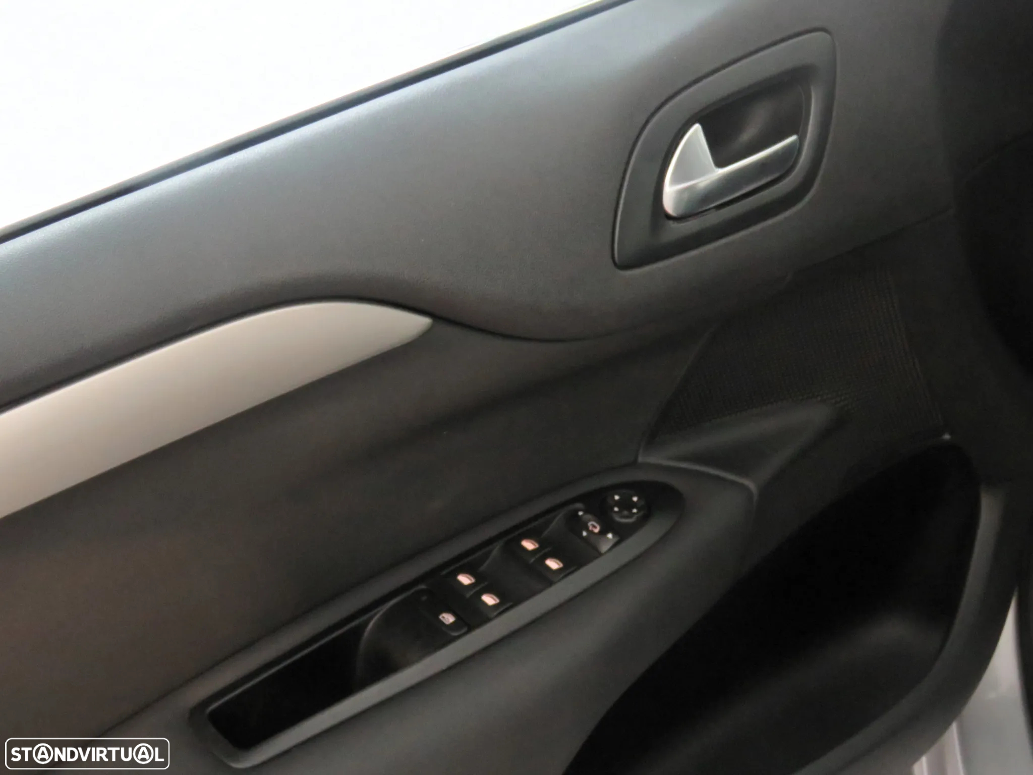 Citroën C4 1.6 HDi Attraction - 15
