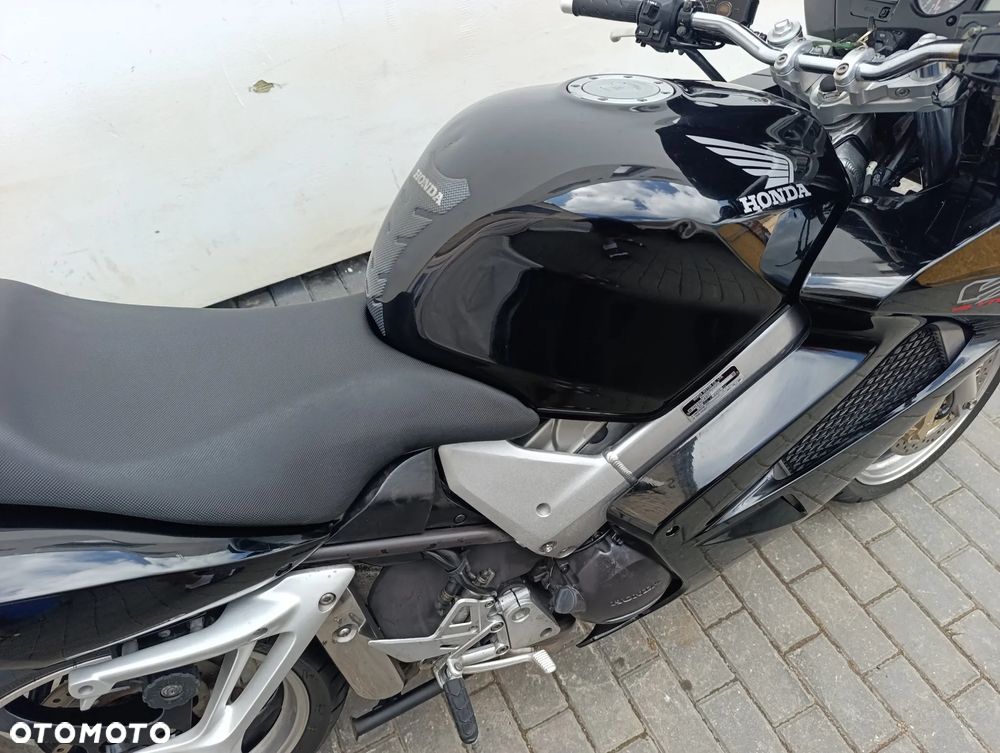 Honda VFR - 24