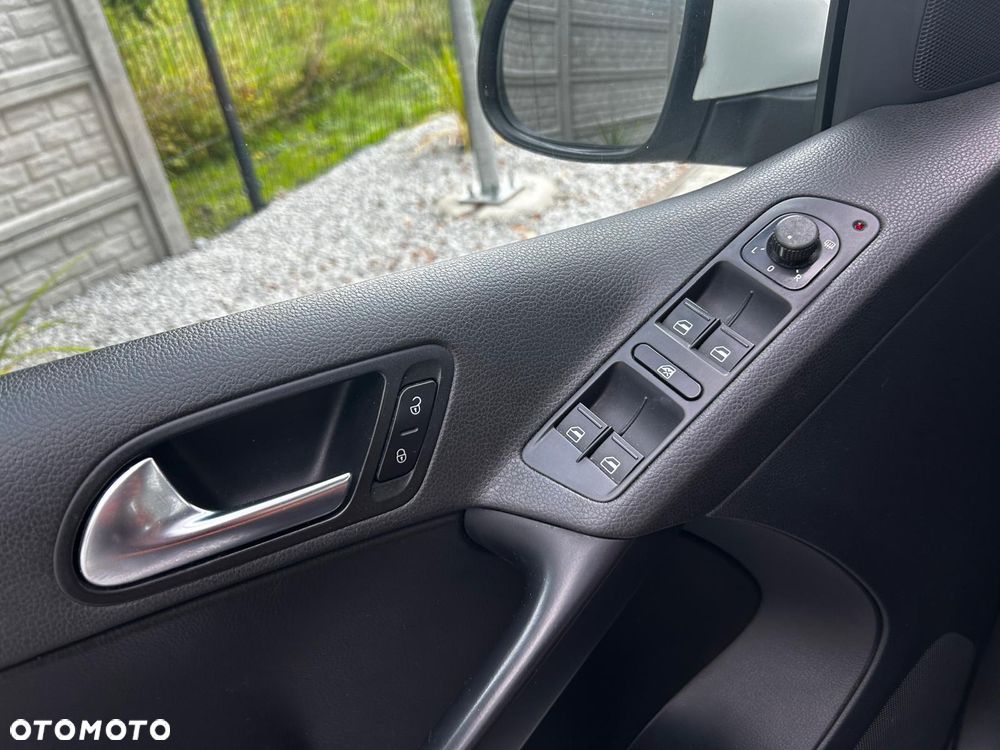 Volkswagen Tiguan 2.0 TDI 4Mot Sport&Style - 30