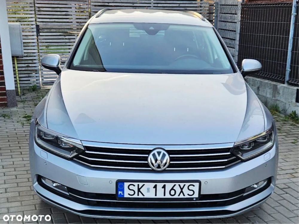 Volkswagen Passat - 2