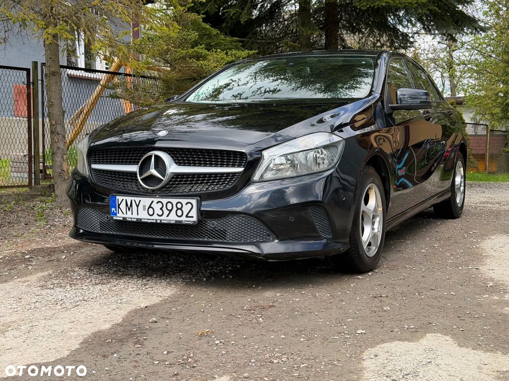 Mercedes-Benz Klasa A 180 d BlueEFFICIENCY Edition Style - 2