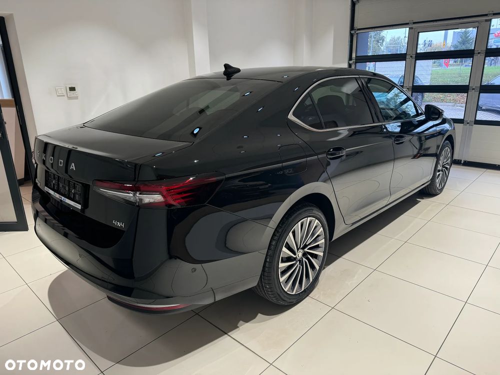 Skoda Superb 2.0 TSI L&K DSG - 3