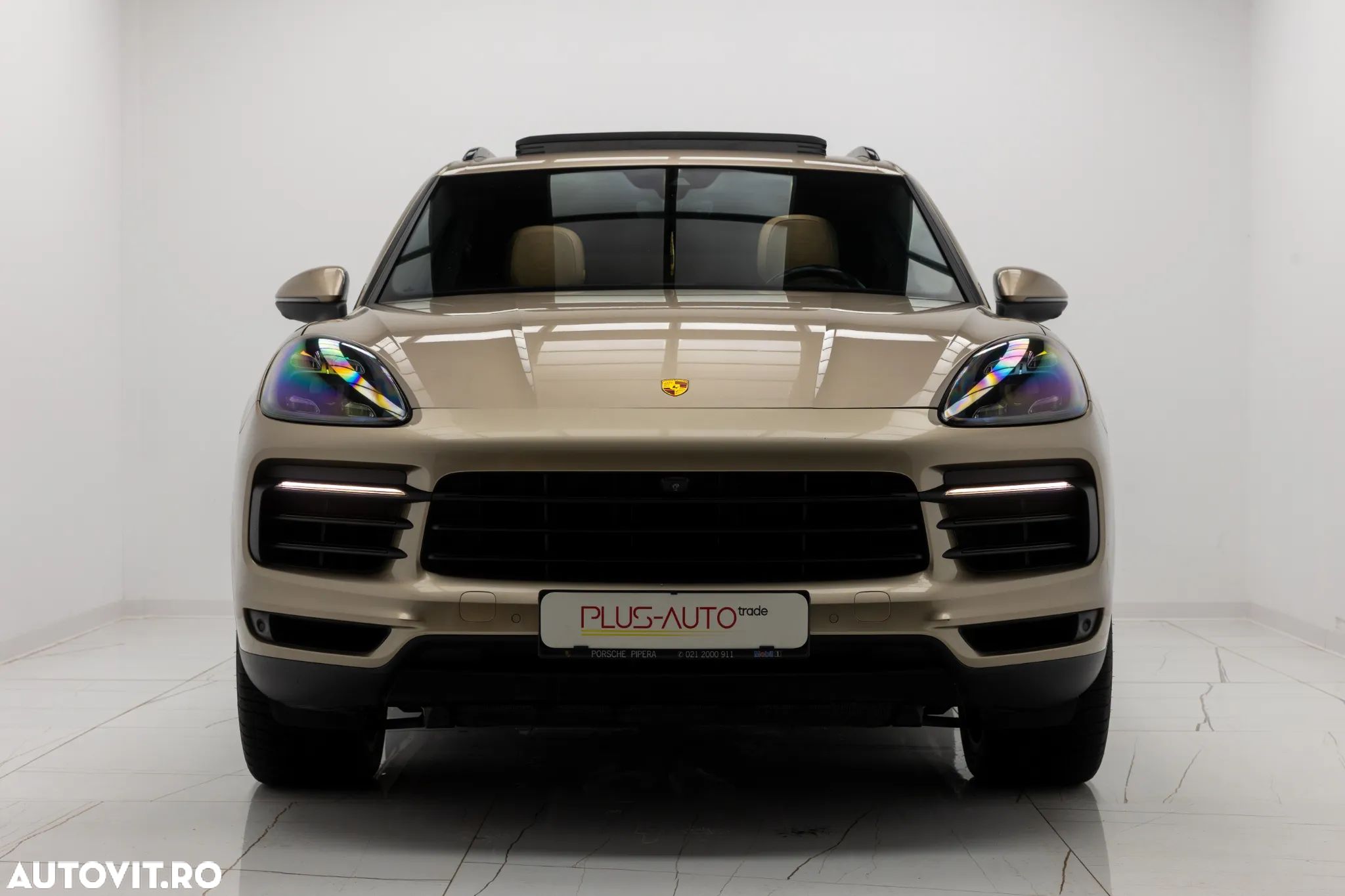 Porsche Cayenne S - 1