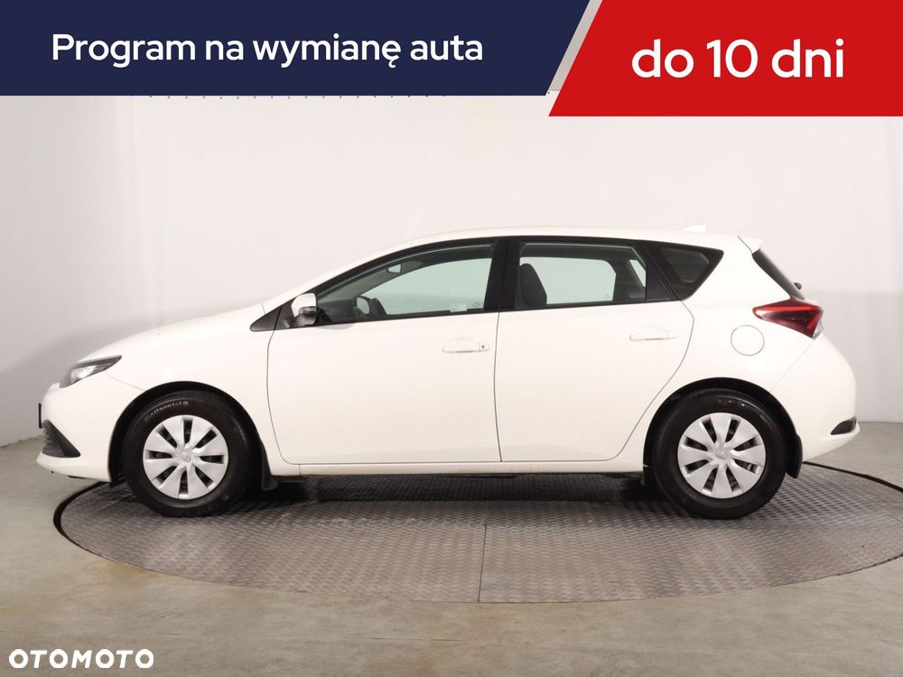 Toyota Auris - 4
