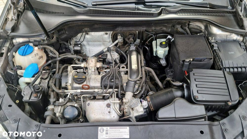 Volkswagen Golf - 10