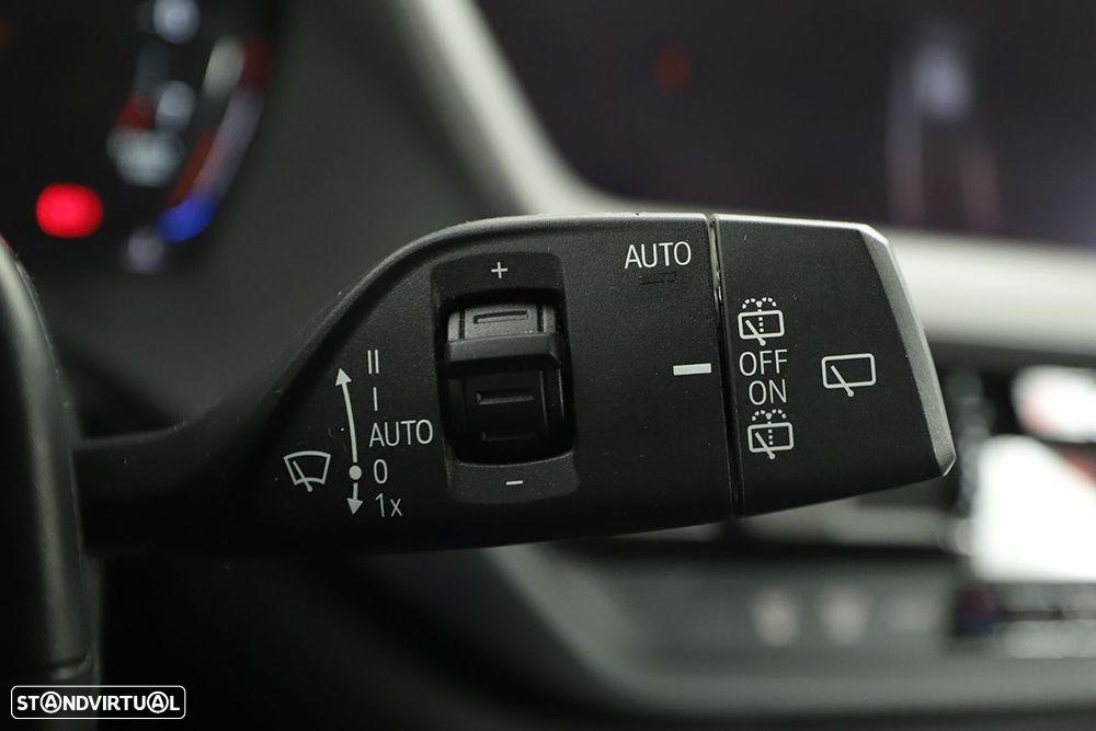 BMW 118 - 16