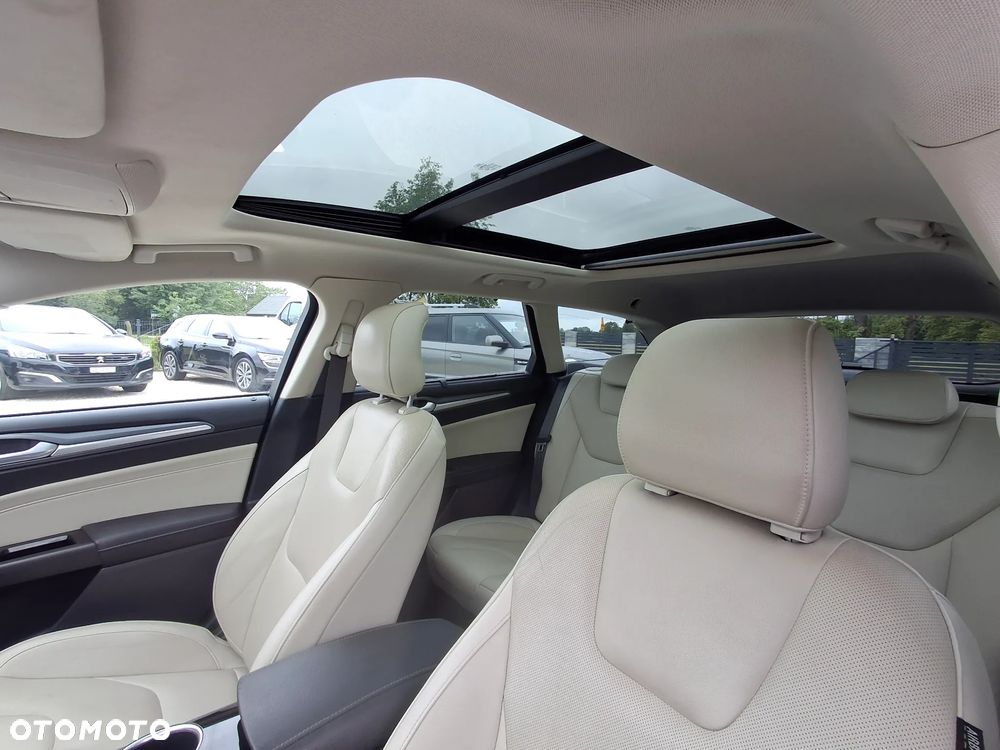 Ford Mondeo - 17