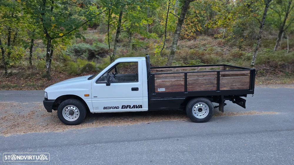 Bedford Brava/Direção Assistida - 29