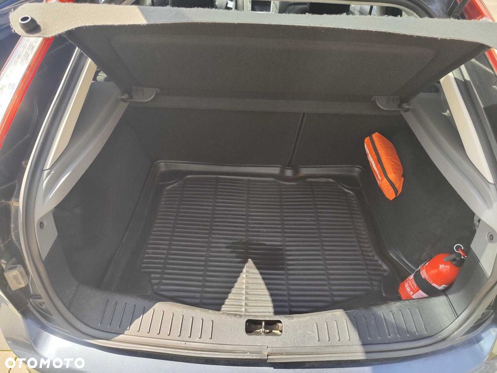 Ford Focus - 8