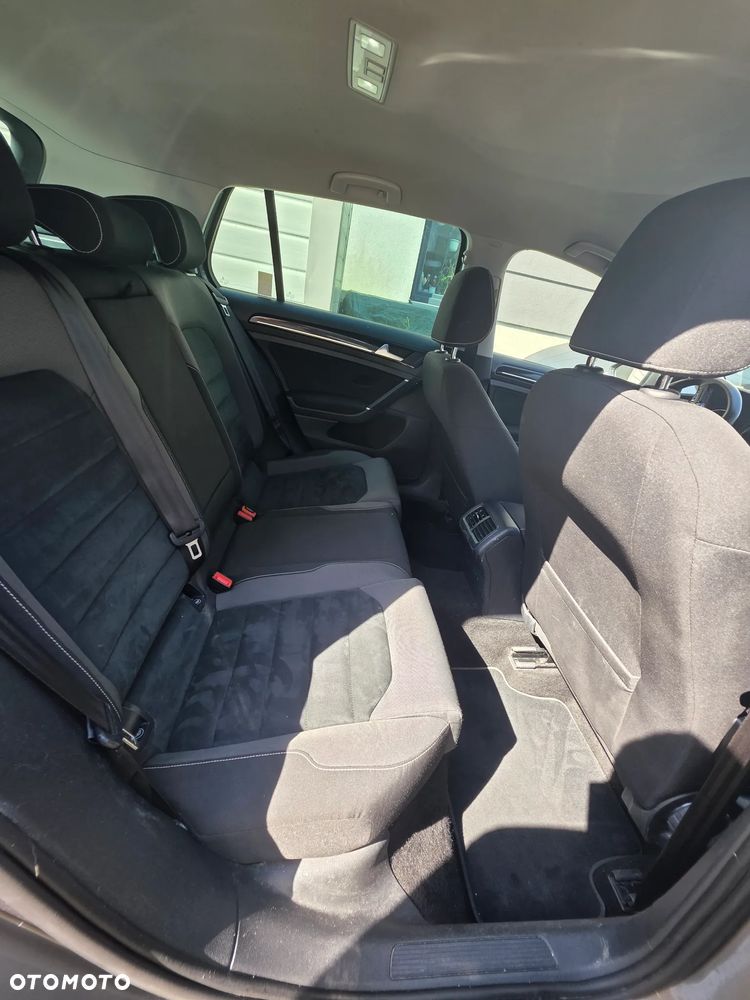 Volkswagen Golf 1.4 TSI BMT Comfortline - 11