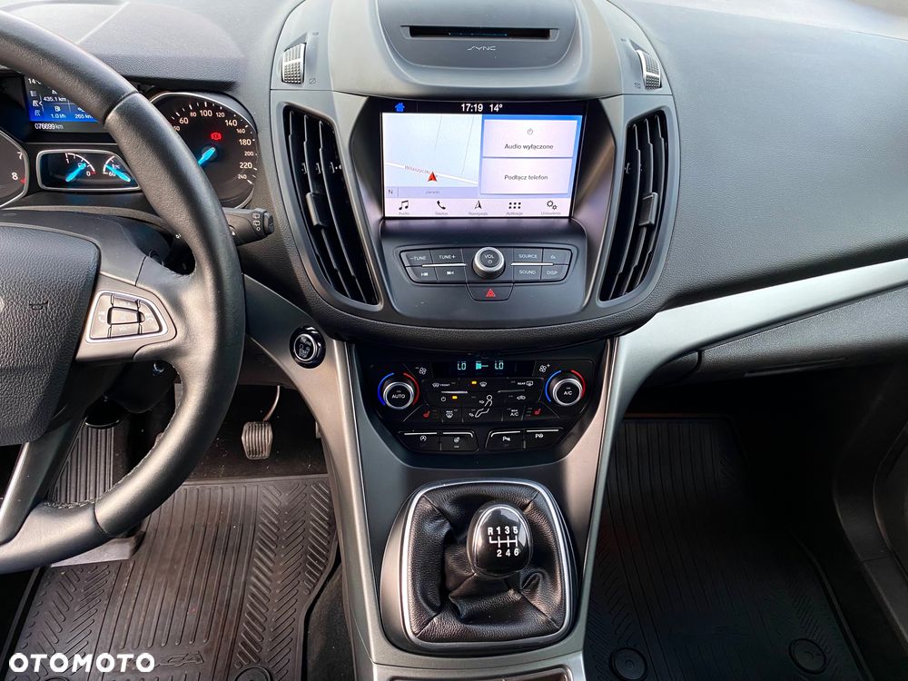 Ford Kuga - 14