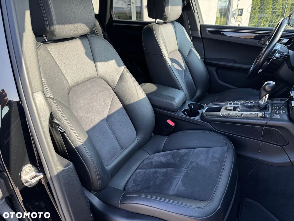 Porsche Macan Standard - 19