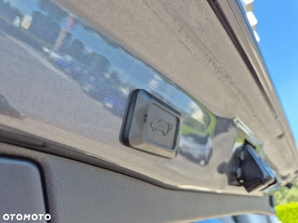 Toyota RAV4 2.5 Hybrid Executive 4x4 - 31