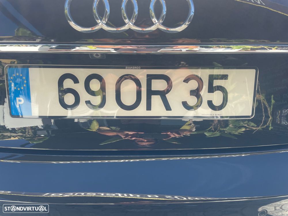 Audi A8 3.0 TDI V6 quattro Clean Diesel Exclusive - 37
