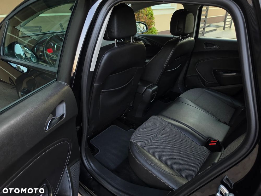 Opel Astra 1.4 T Cosmo - 38