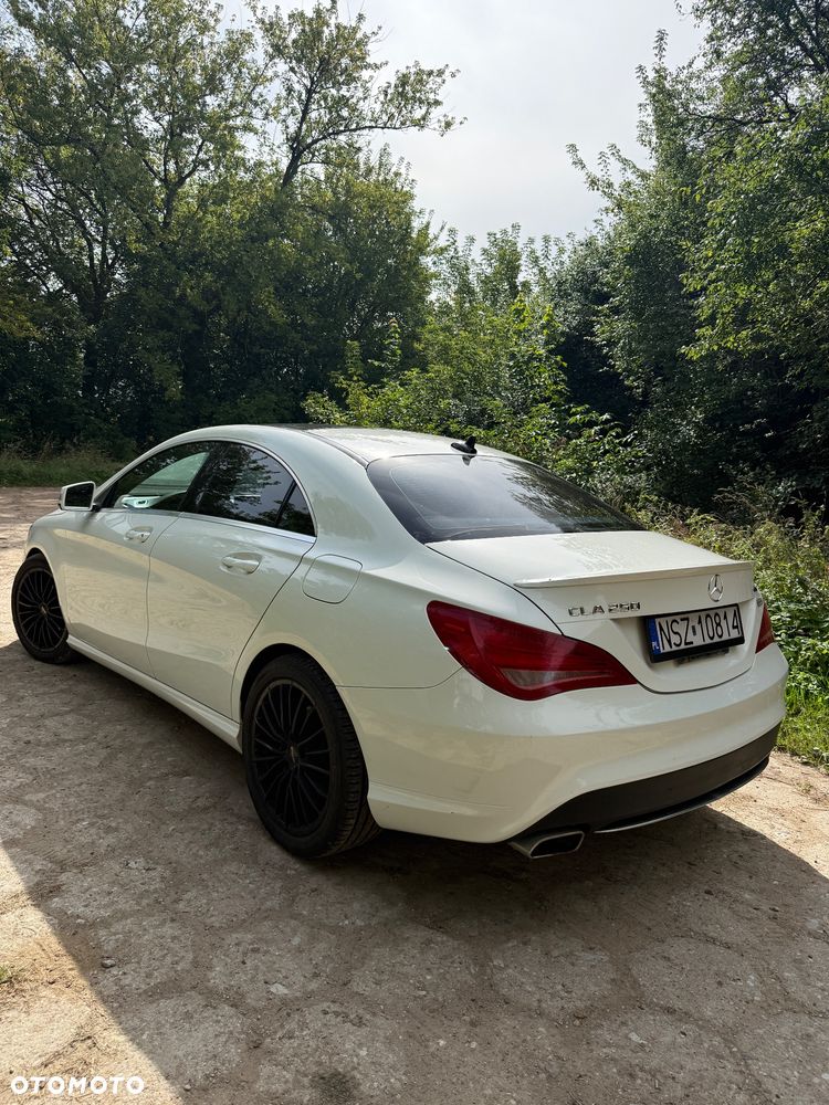 Mercedes-Benz CLA 250 4-Matic - 4