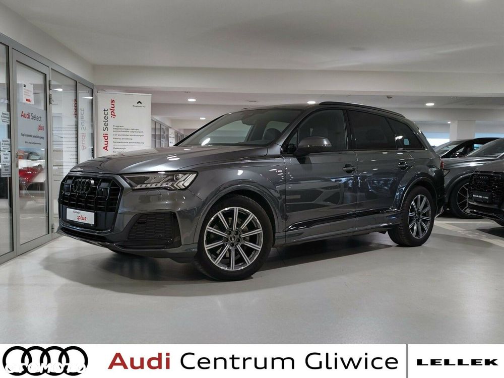 Audi Q7 - 1