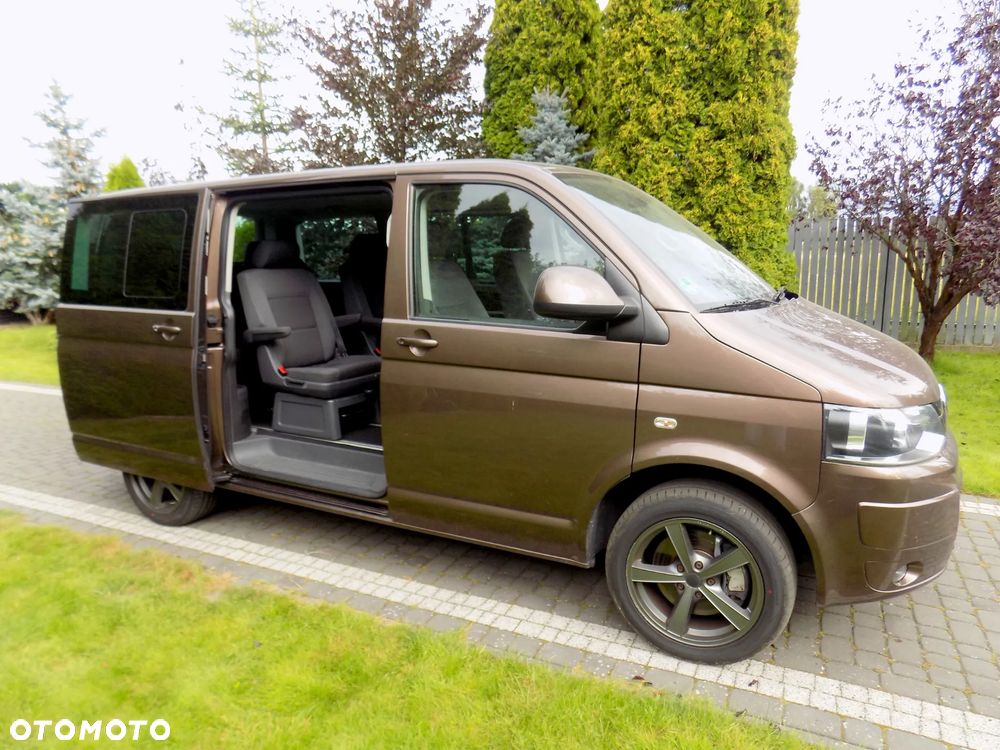 Volkswagen Multivan - 19