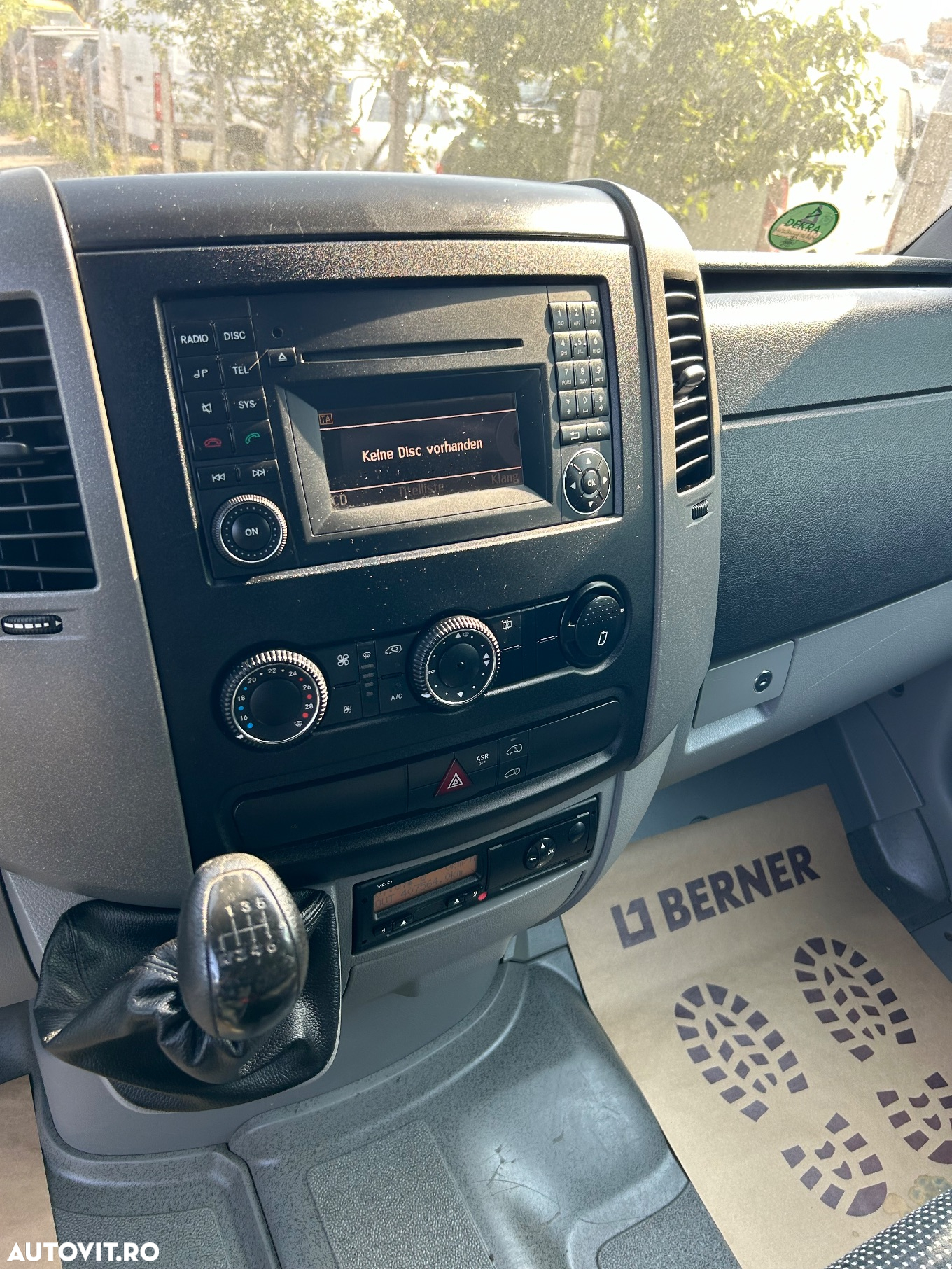 Mercedes-Benz Sprinter - 5