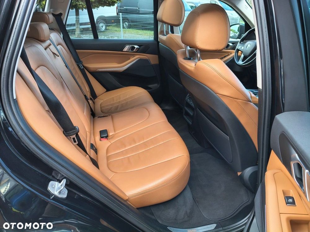 BMW X5 xDrive40i - 17