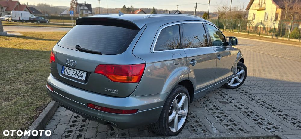 Audi Q7 - 3