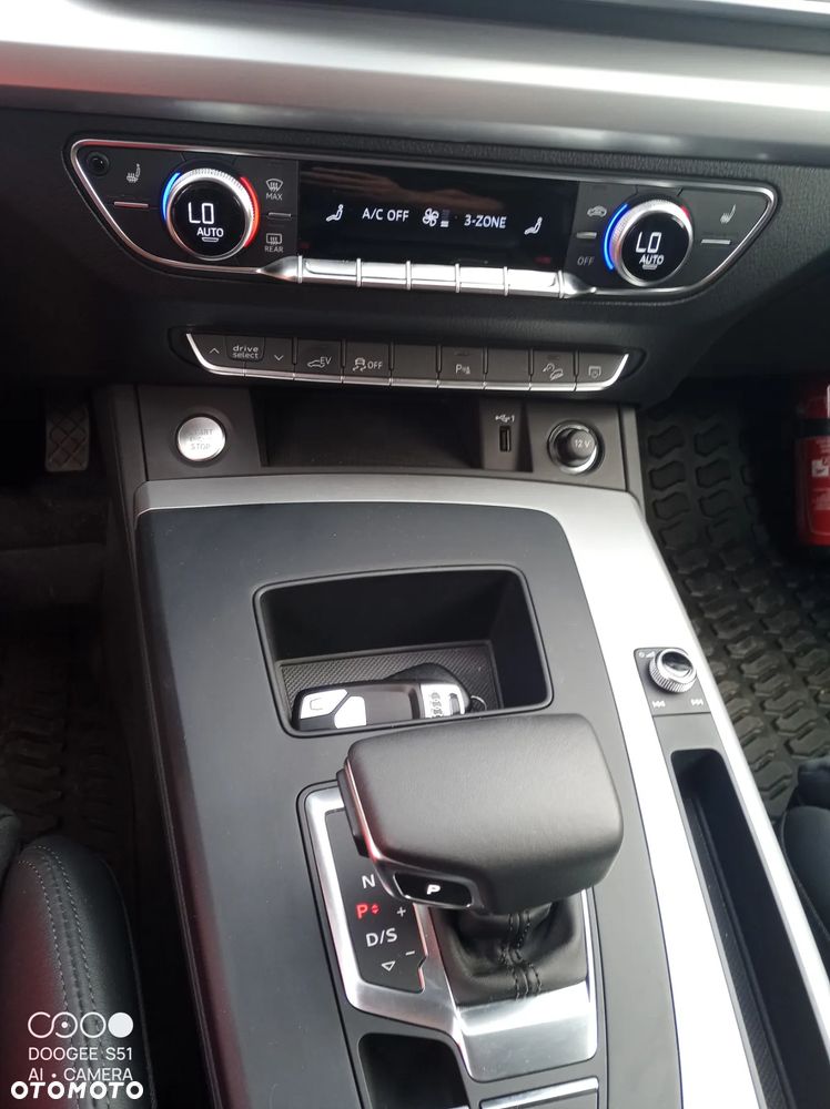 Audi Q5 50 TFSIe quattro S tronic S line - 9