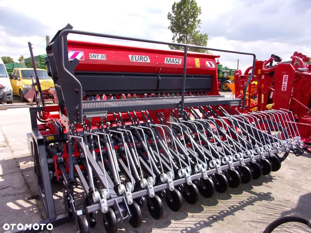Meprozet Siewnik talerzowy, stopkowy-redlicowy, SR25/SRT25, SR27/SRT27, SR30/SRT30, S107, S107T, poplonów S119, nabudowany SNT30 agregat uprawowo siewny Euro-Masz, Akpil, Agro-Masz - 36
