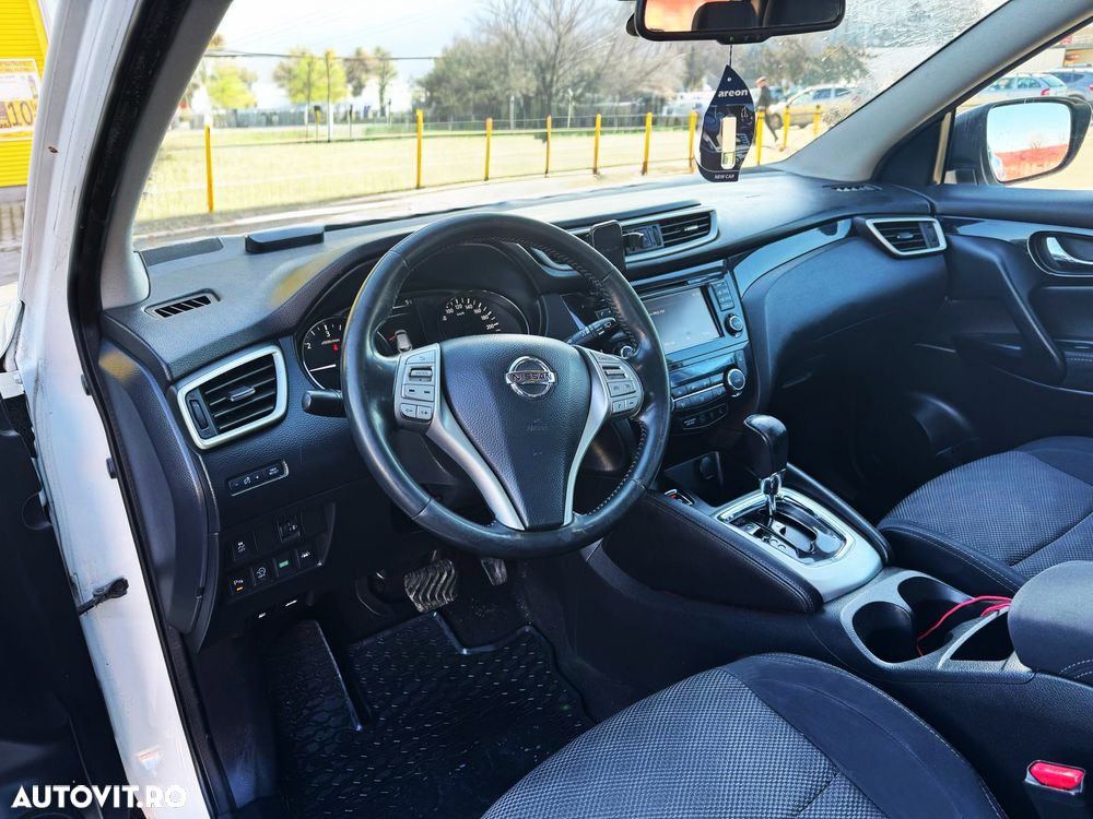Nissan Qashqai 1.6 DCI Xtronic N-Connecta - 3