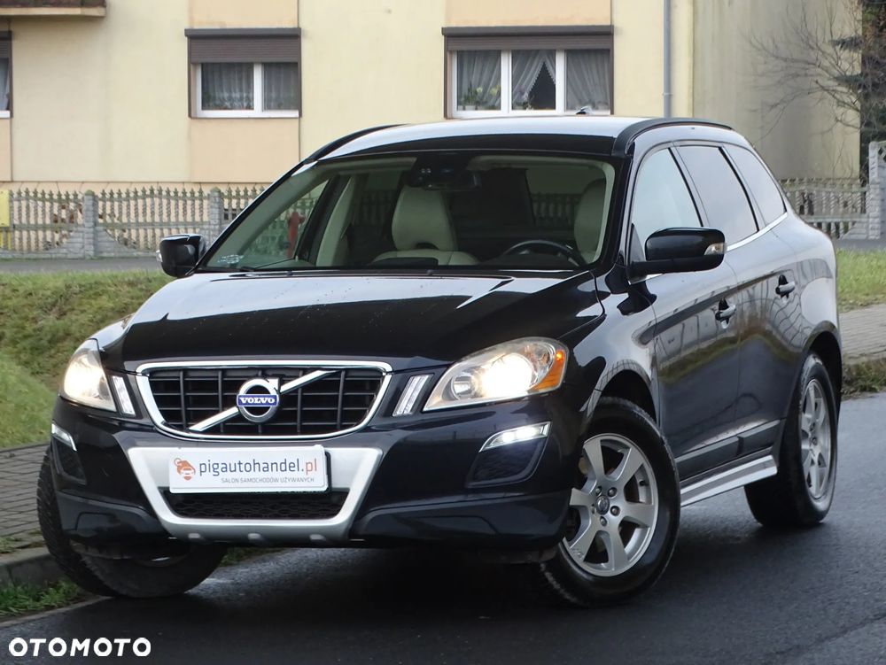Volvo XC 60 D4 Momentum - 1