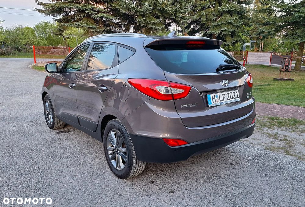 Hyundai ix35 1.6 2WD Fifa World Cup Edition - 27