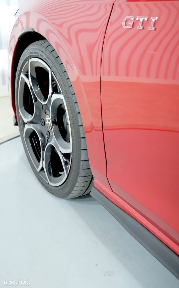VW Golf 2.0 TSI GTI DSG - 9