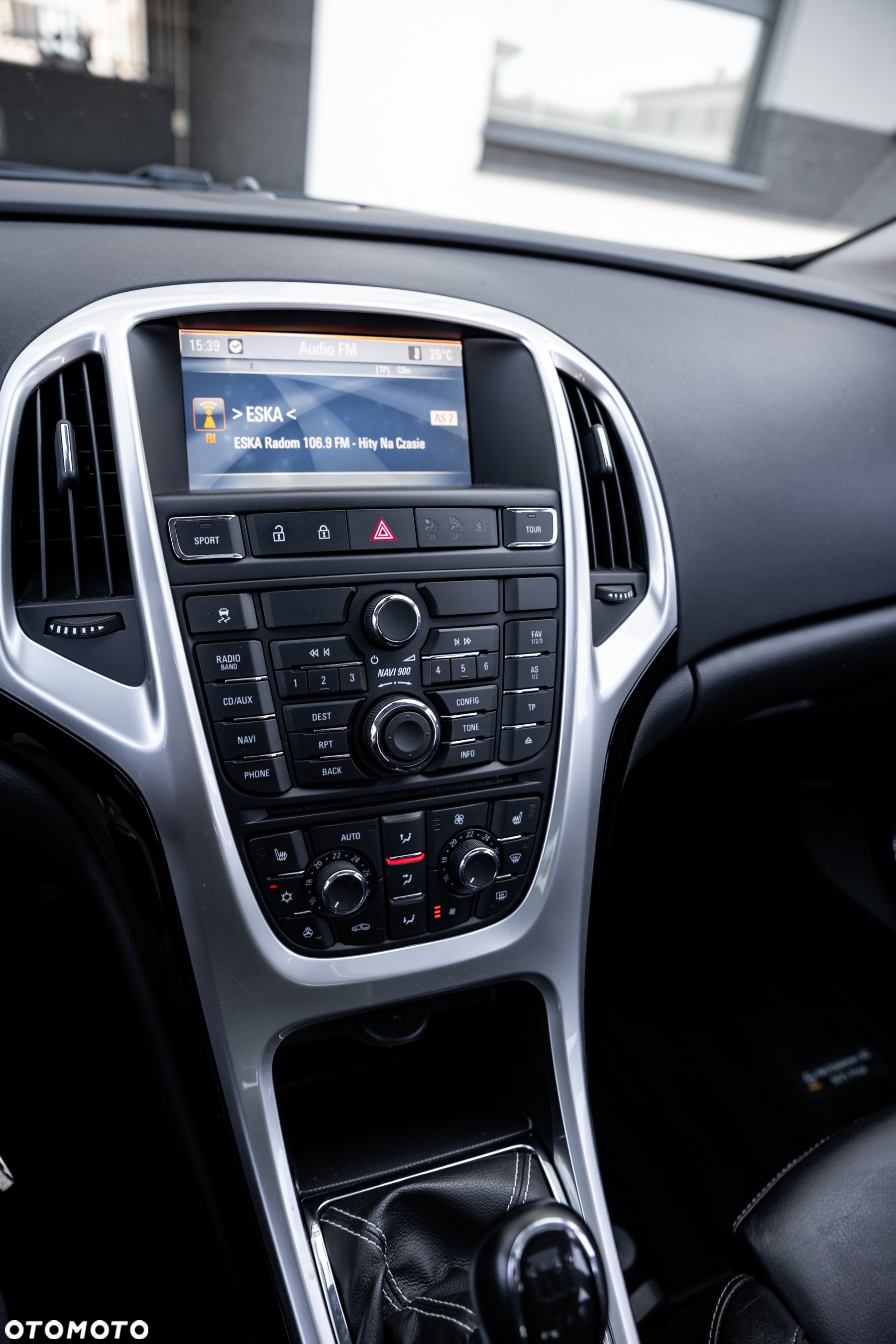 Opel Astra 1.6 Turbo Sport - 33