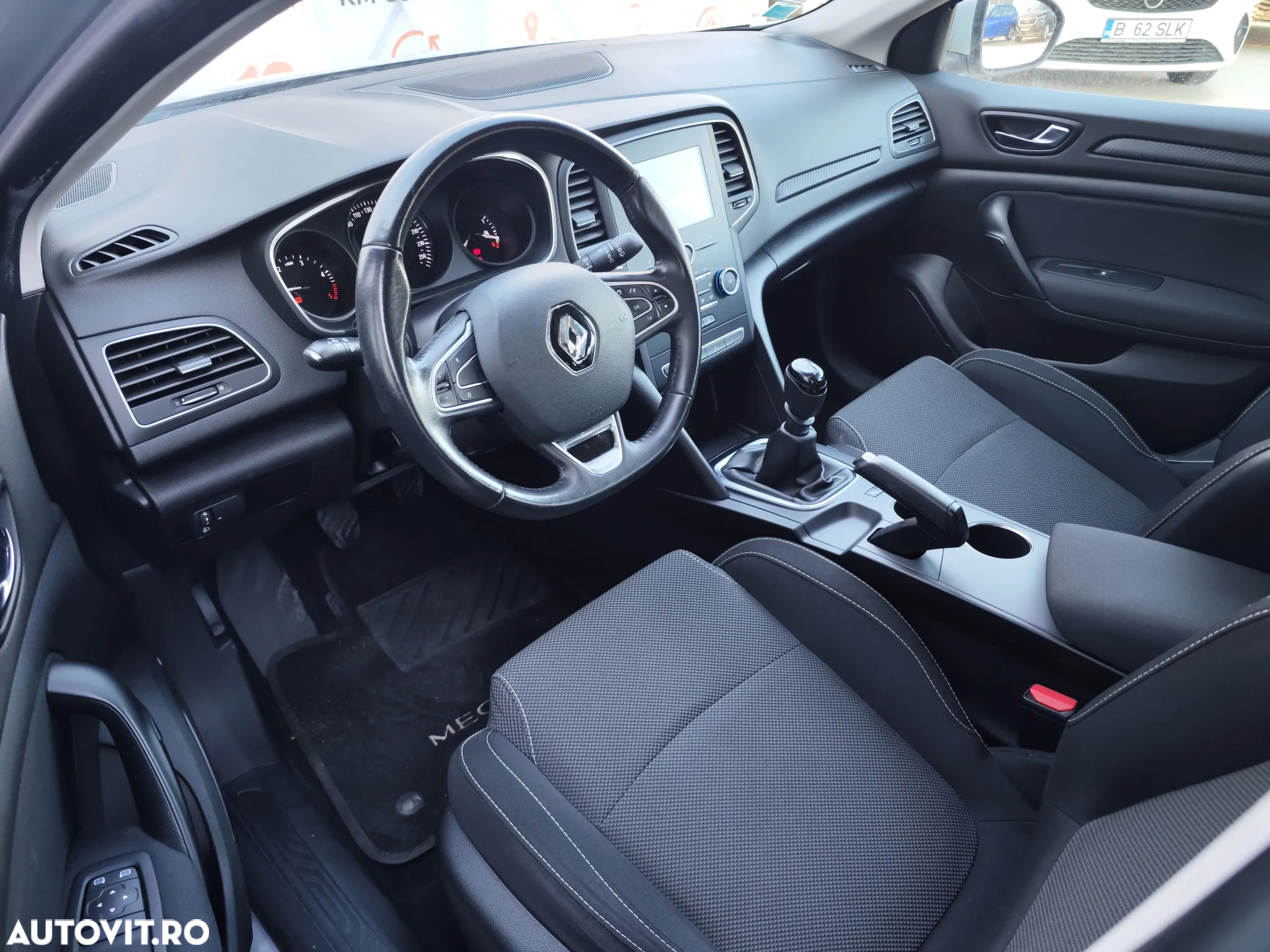 Renault Megane Estate 1.5 dCI Life - 10